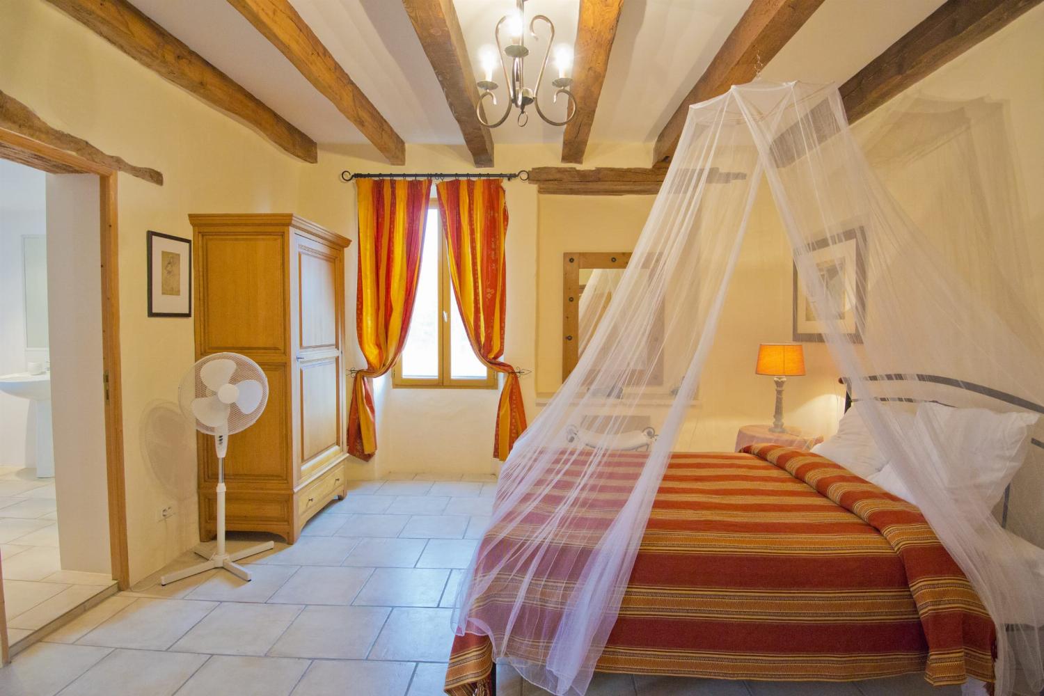 Bedroom | Rental home in Tarn-en-Garonne