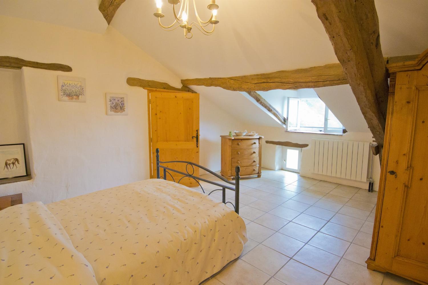 Bedroom | Rental home in Tarn-en-Garonne