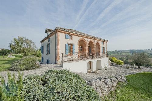 Rental home in Tarn-en-Garonne