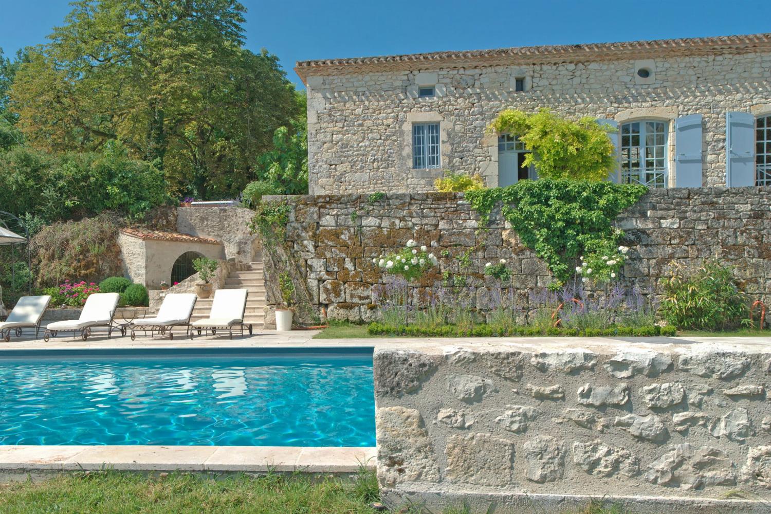 Holiday accommodation in Tarn-en-Garonne with private heated pool