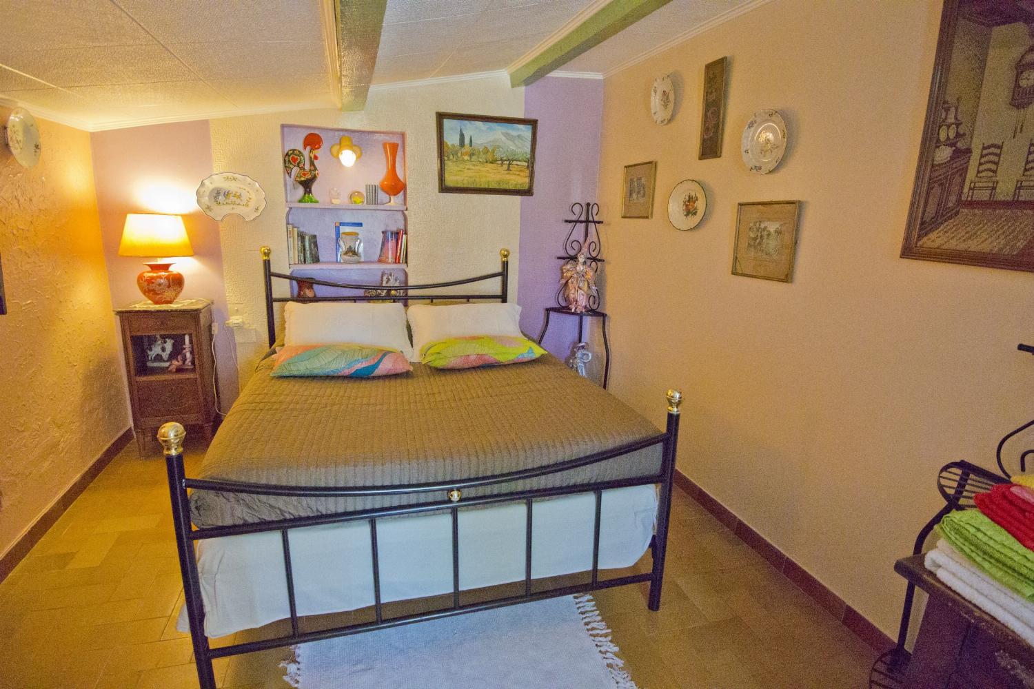 Bedroom | Holiday accommodation in South of France