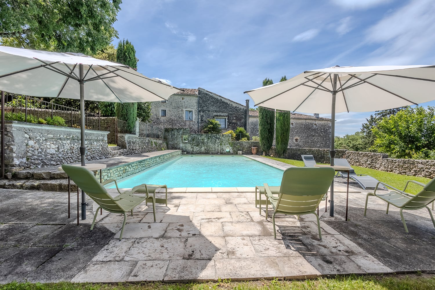 Private pool Private pool