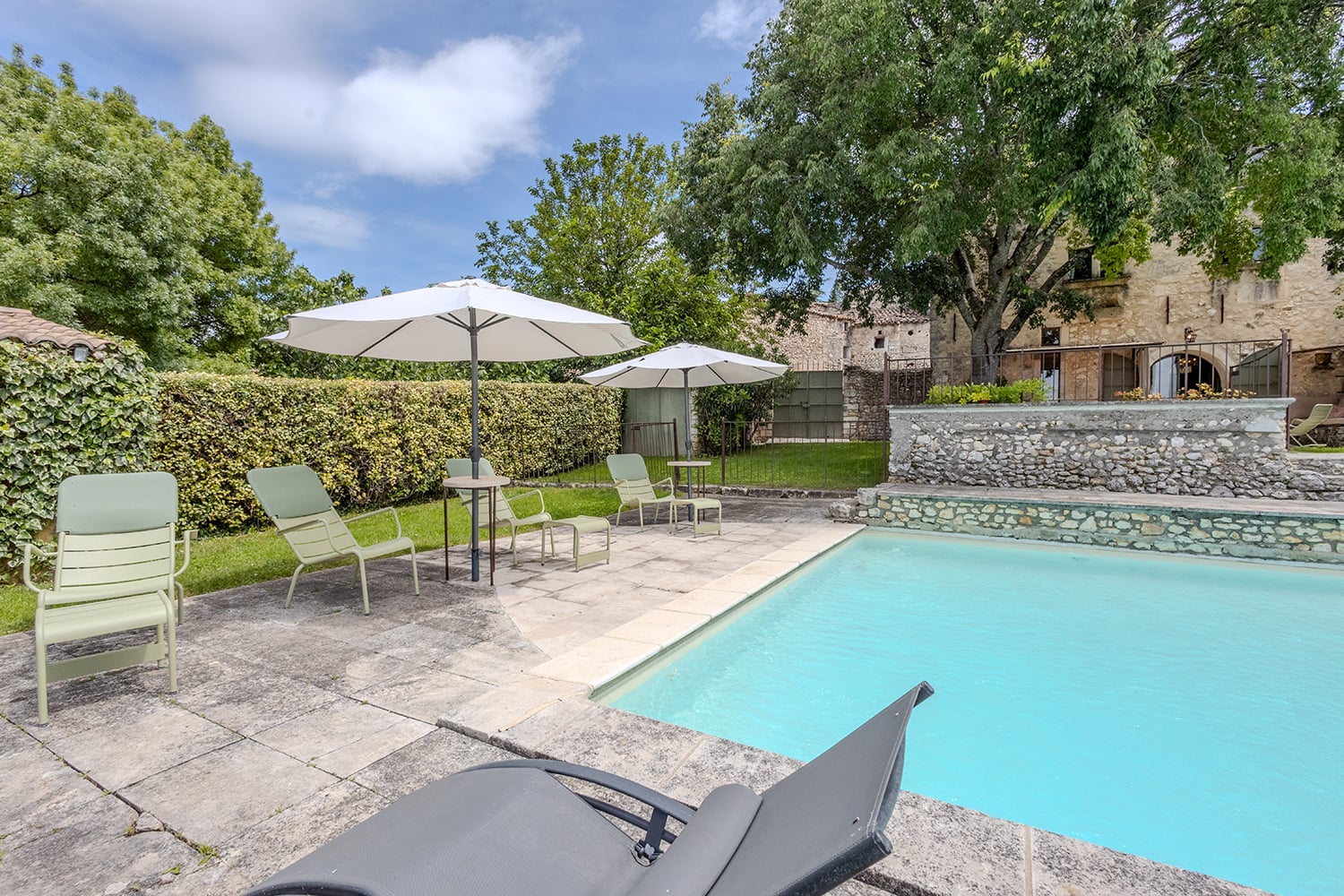 Private pool Private pool