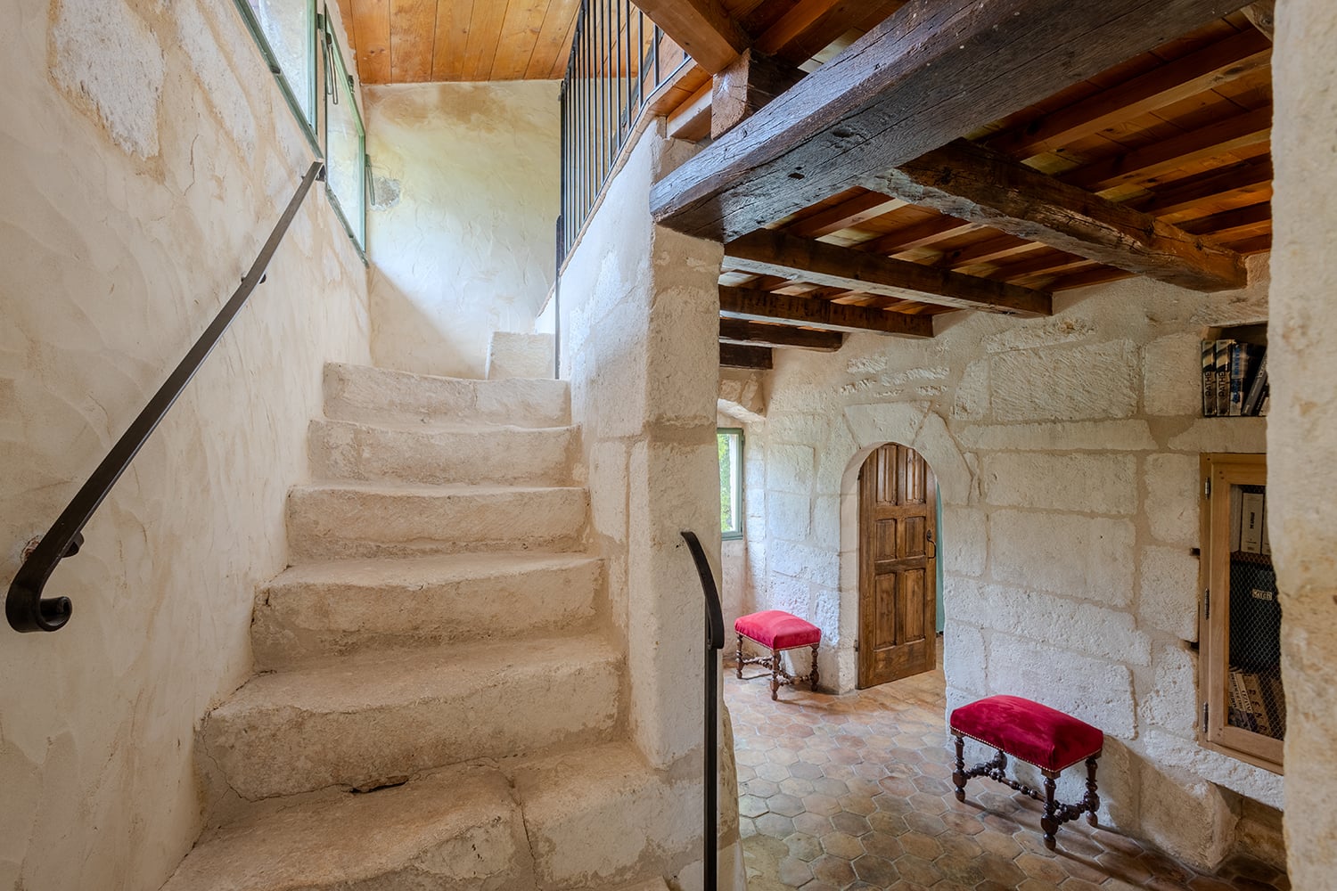 Staircase | Rental home in Navacelles