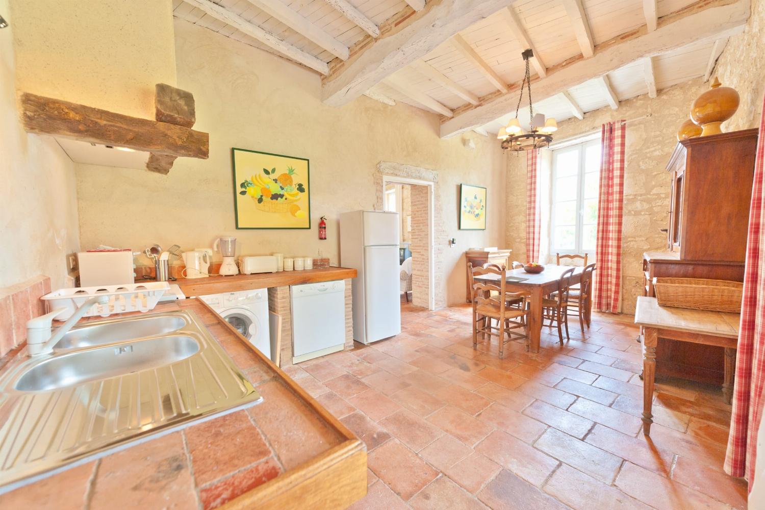 Kitchen | Rental accommodation in the Gers