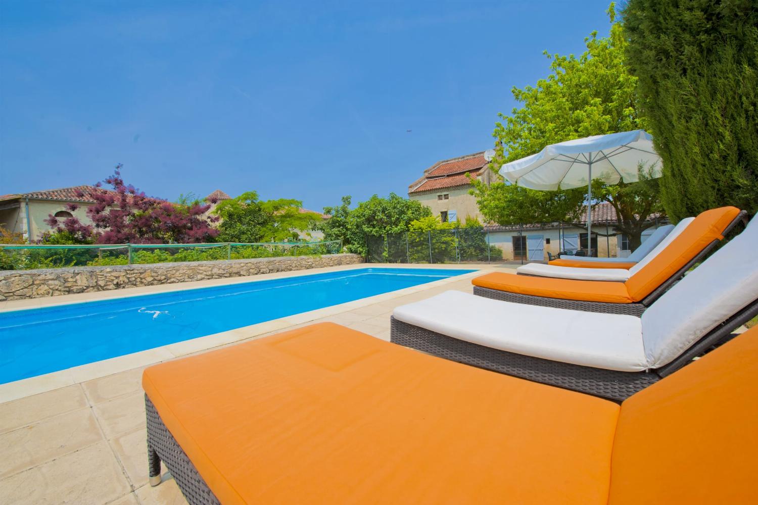 Private pool
