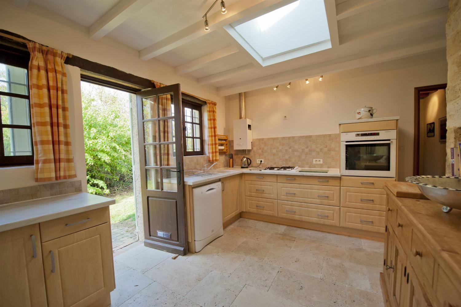 Kitchen | Holiday home in the Gers