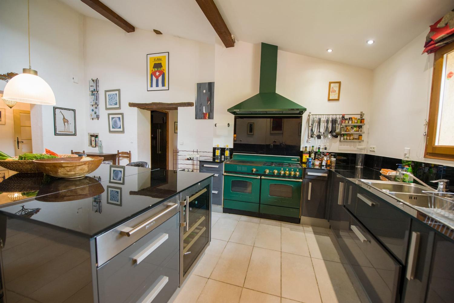 Kitchen | Rental home in Haute-Garonne