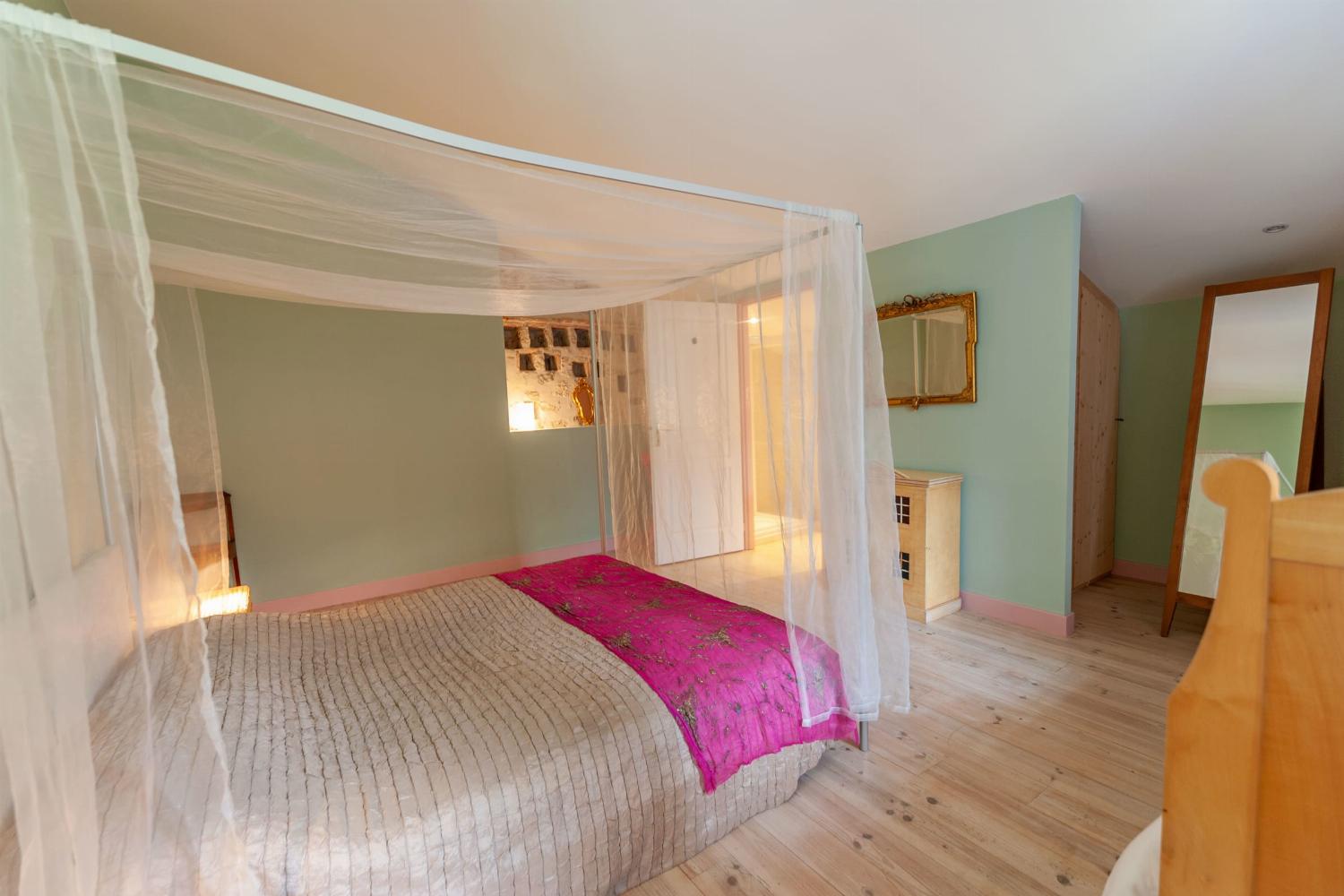 Bedroom | Holiday accommodation in the Gers