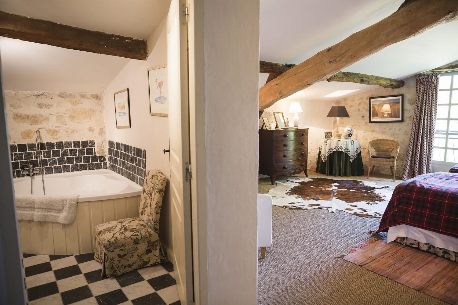 Bathroom | Holiday home in the Gers