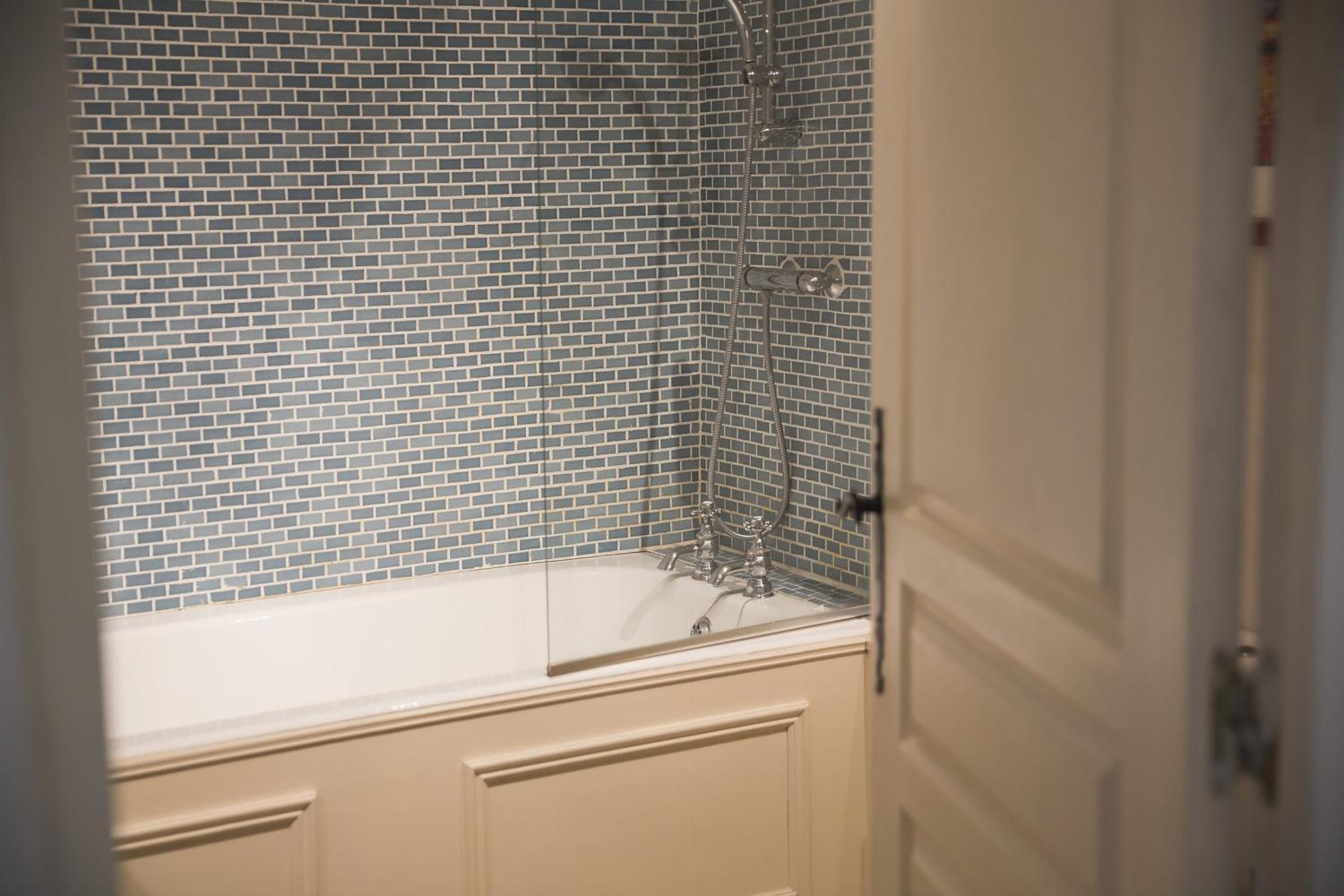 Bathroom | Holiday home in the Gers