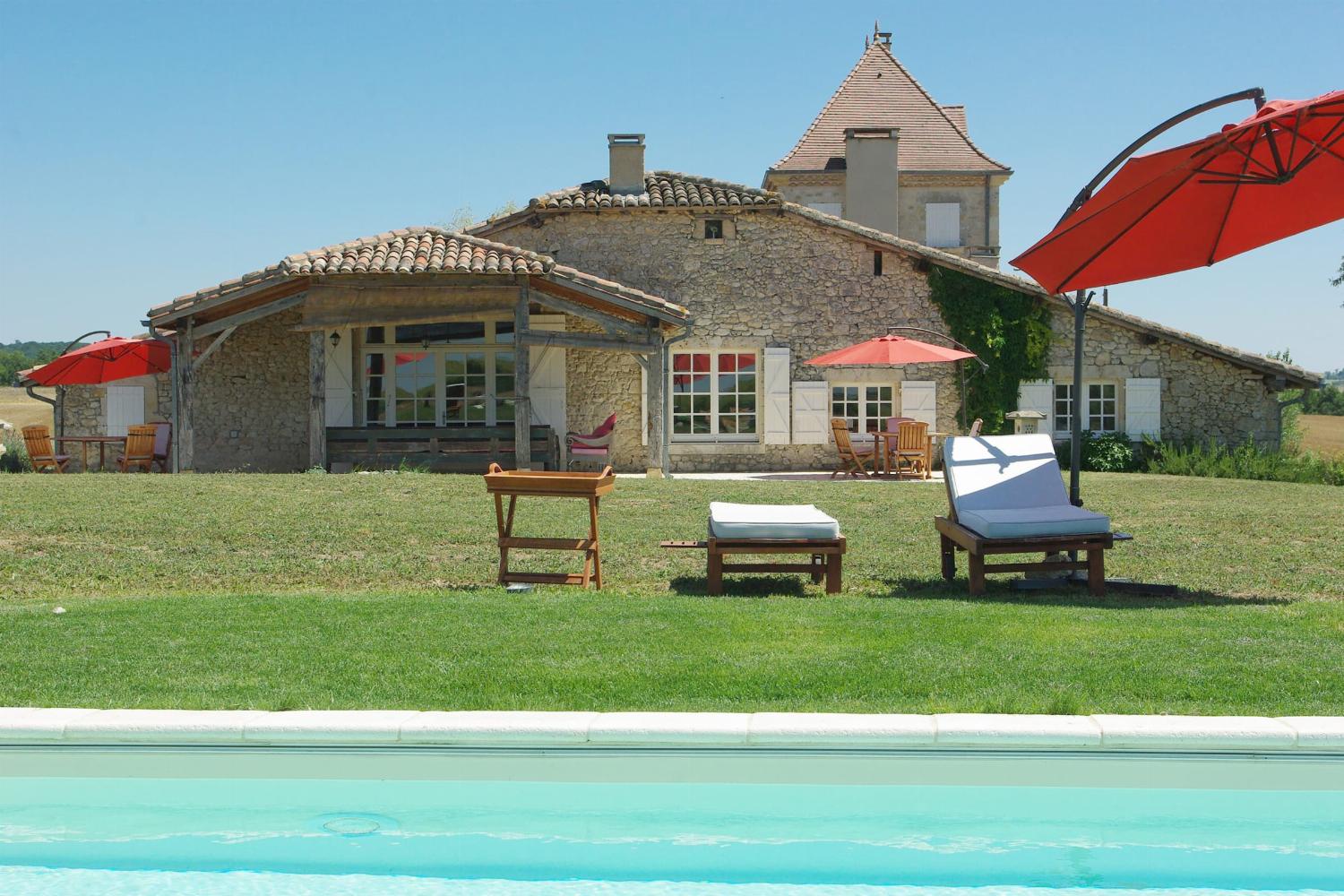 Maison de vacances dans le Gers avec piscine privée