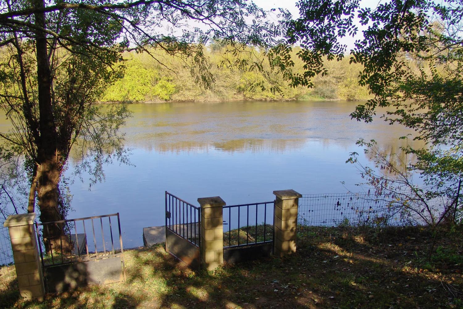 Fenced river frontage