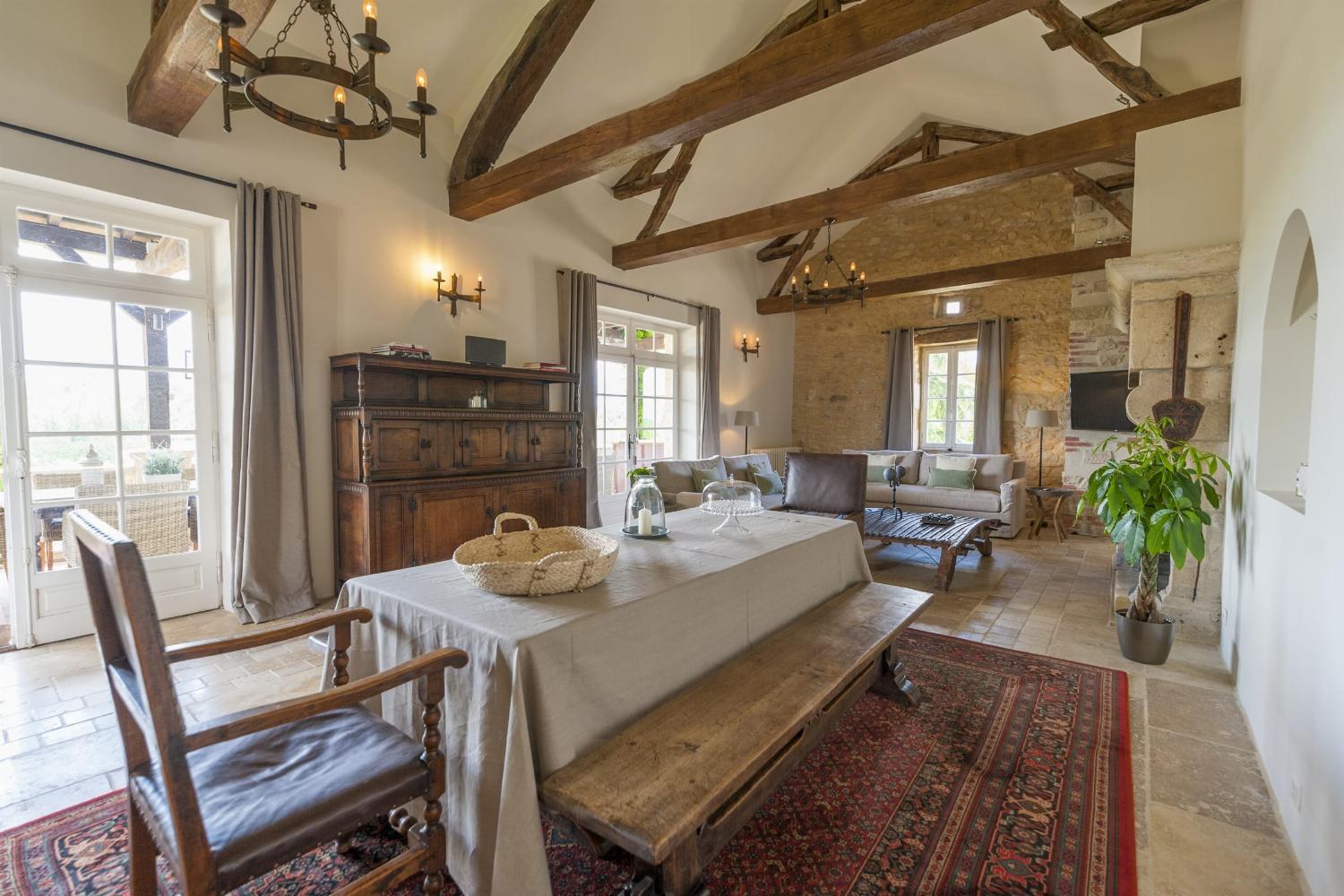 Living room | Holiday home in Lot