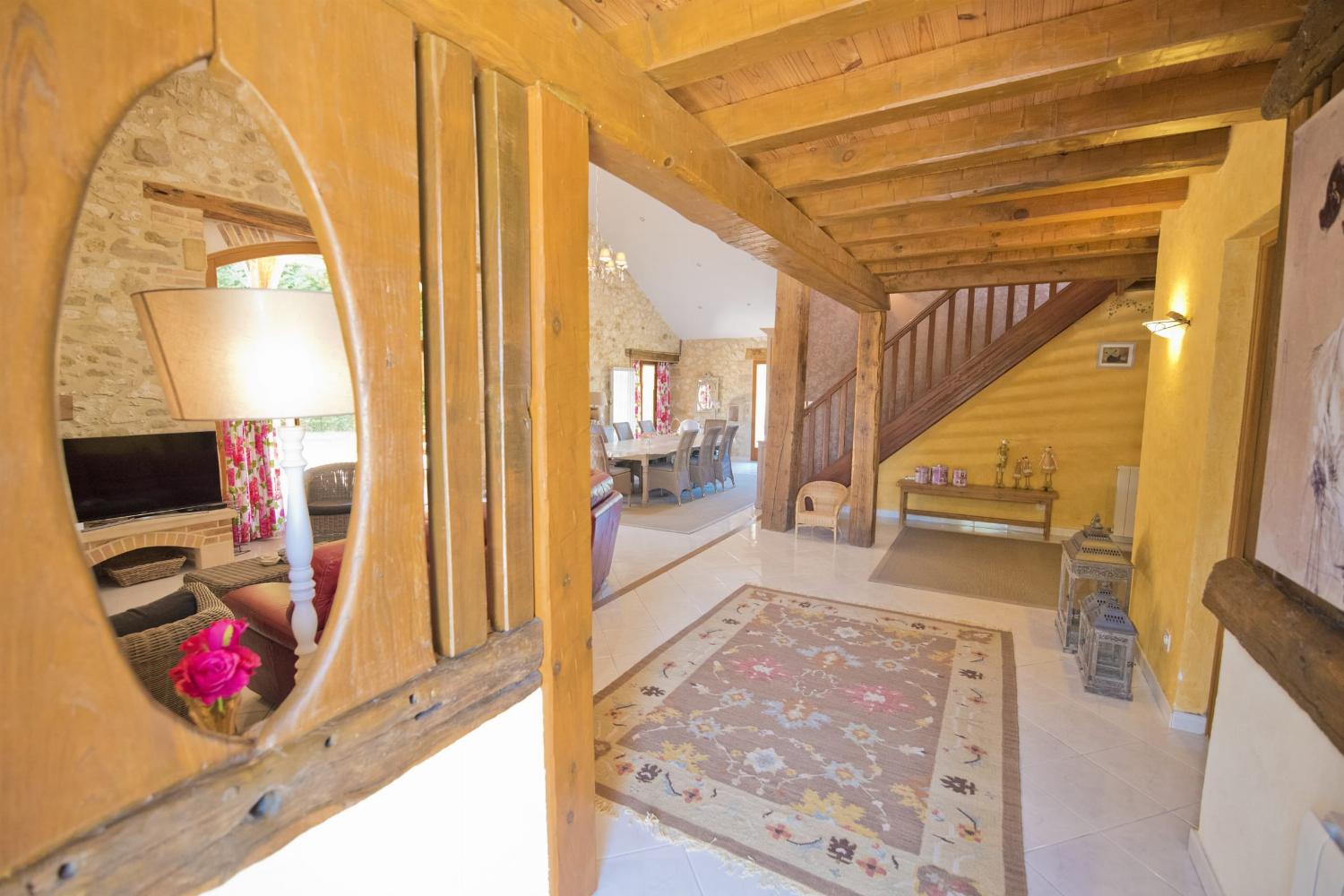 Hallway | Holiday home in Lot-et-Garonne
