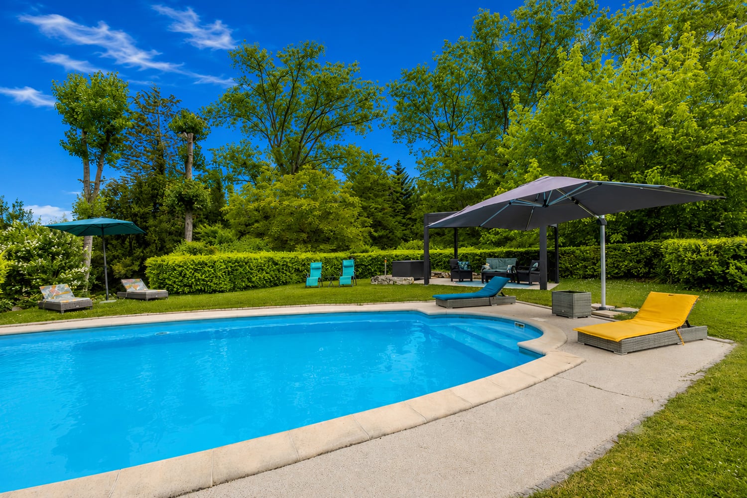 Private pool Private pool