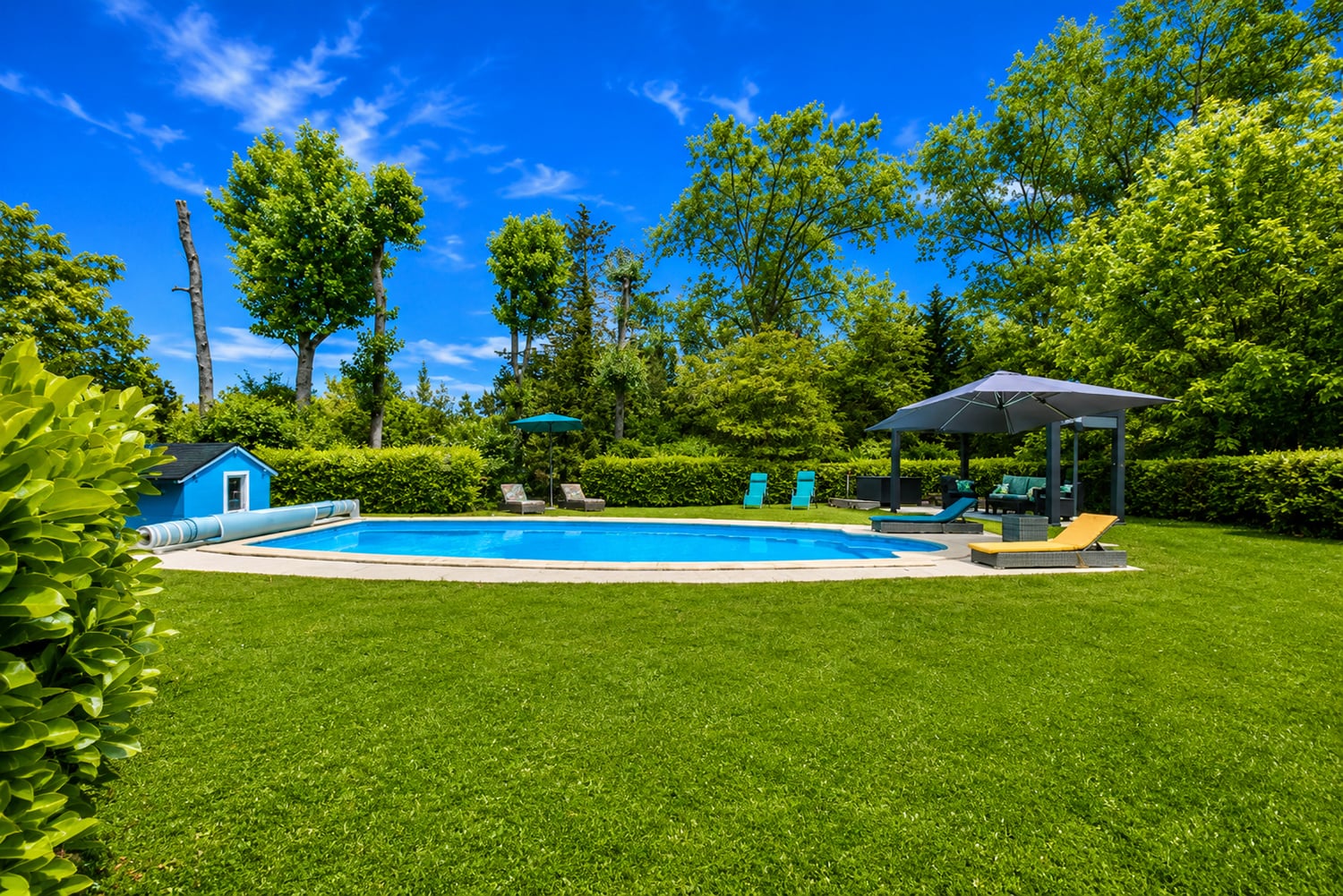 Private pool Private pool