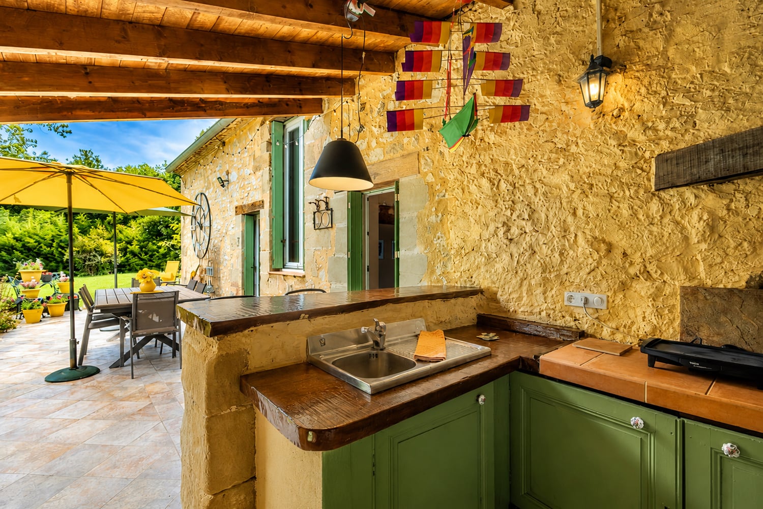Summer kitchen | Holiday home in Nouvelle-Aquitaine Summer kitchen | Holiday home in Nouvelle-Aquitaine