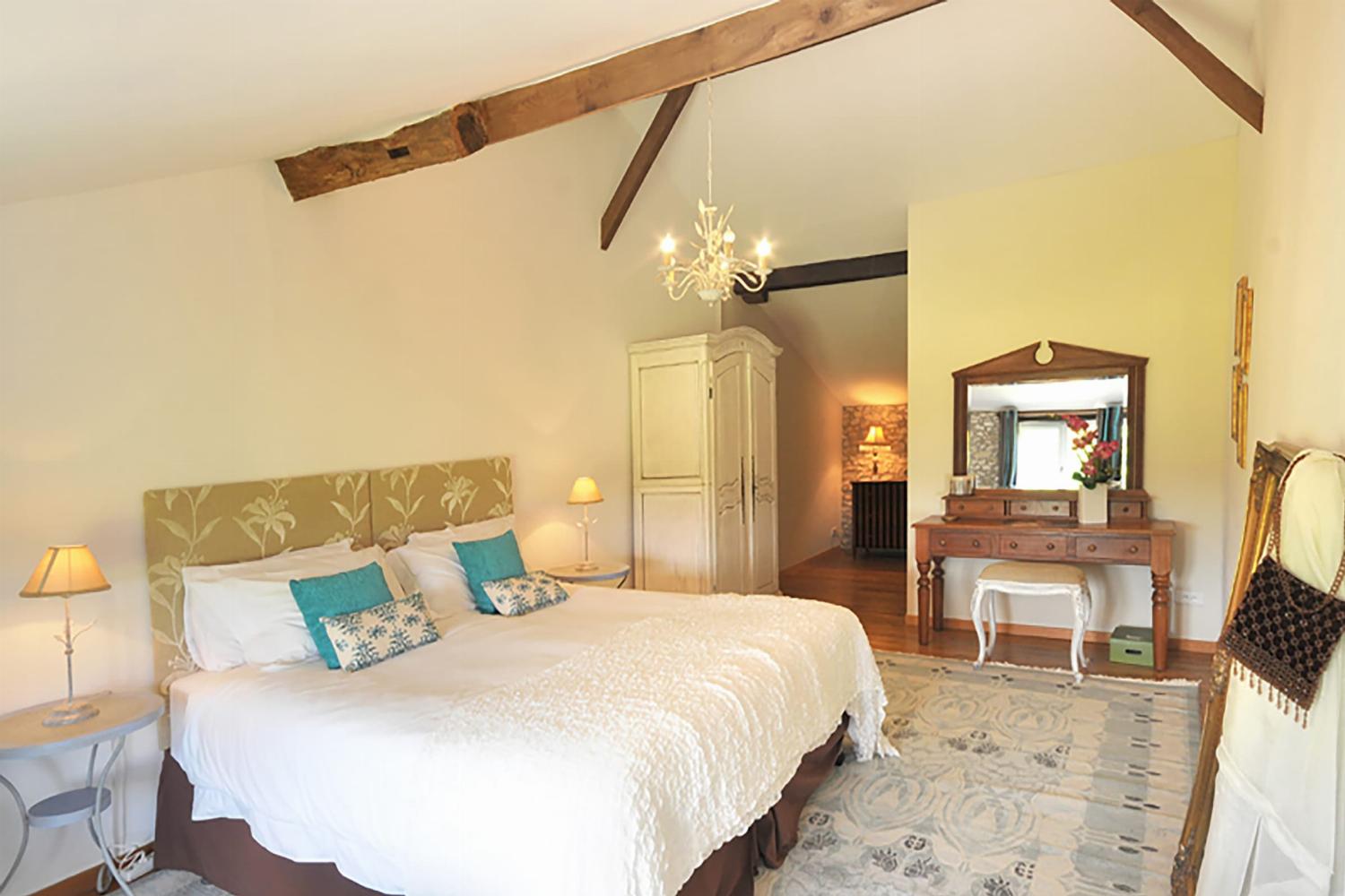 Bedroom | Holiday accommodation in Dordogne