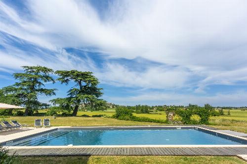 Private pool