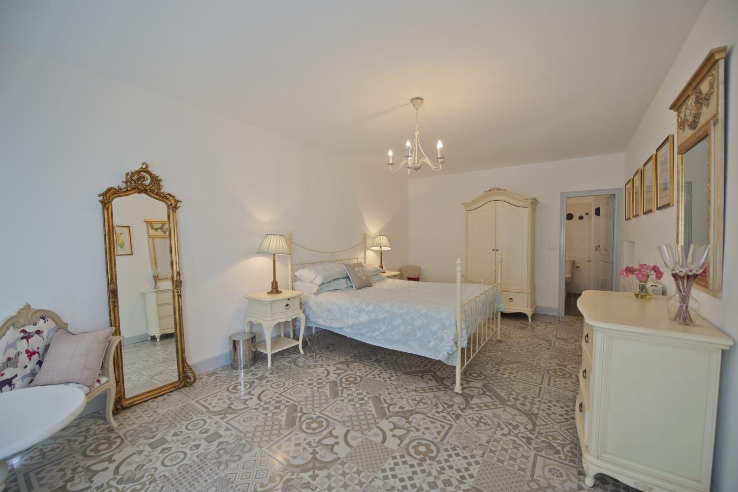 Bedroom | Rental home in South of France