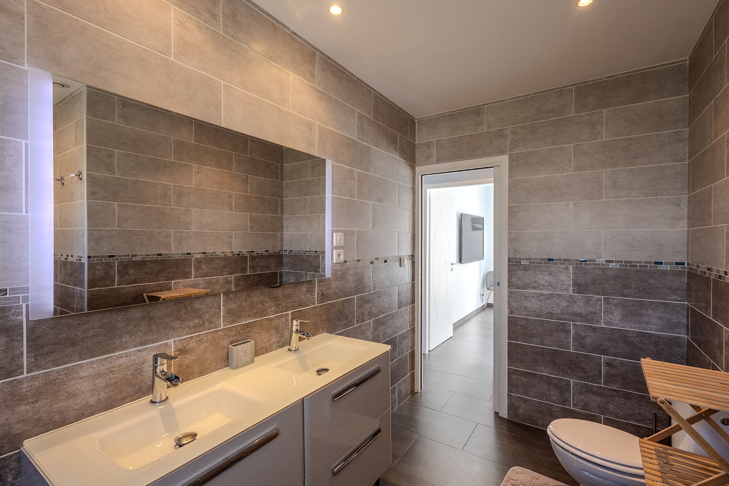 Bathroom | Rental villa in Servian with private pool Bathroom | Rental villa in Servian with private pool