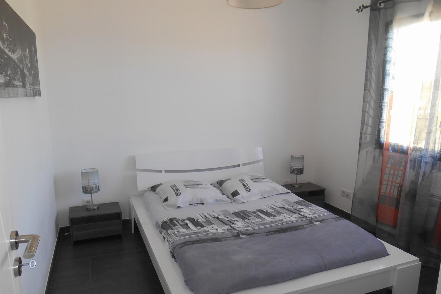 Bedroom | Rental accommodation in the South of France