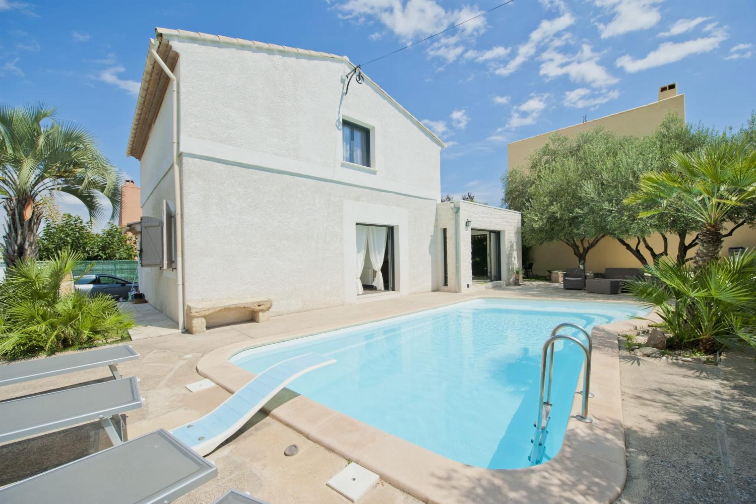 Villa de vacances dans le sud de la France avec piscine privée chauffée
