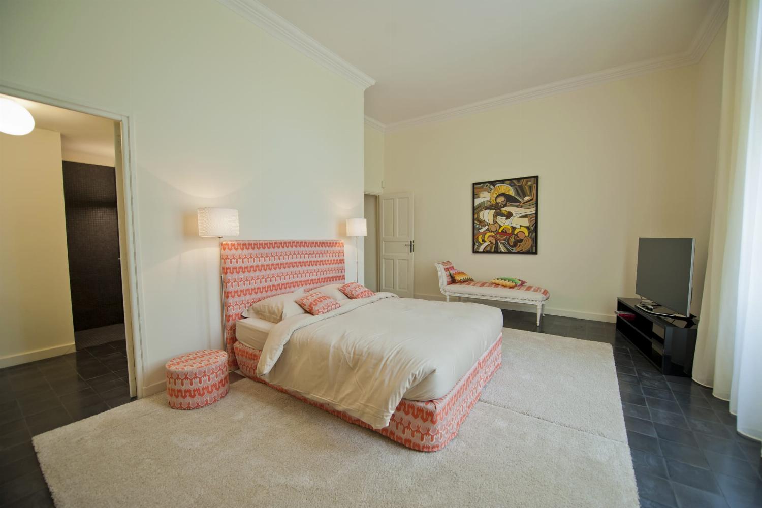 Bedroom | Holiday château in the South of France