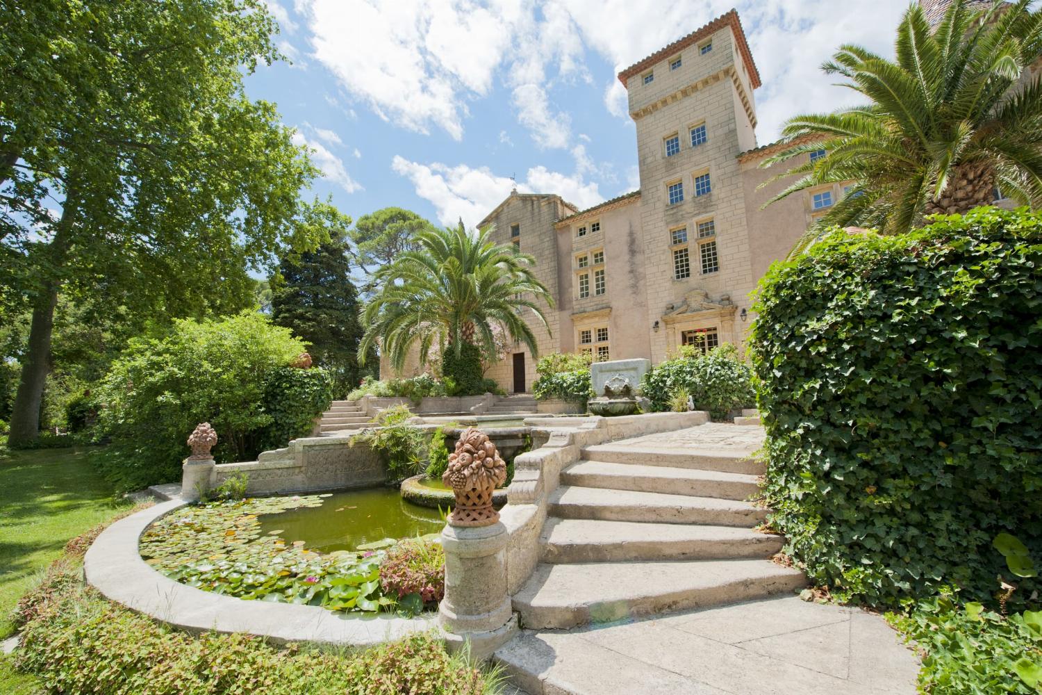 Holiday château in the South of France