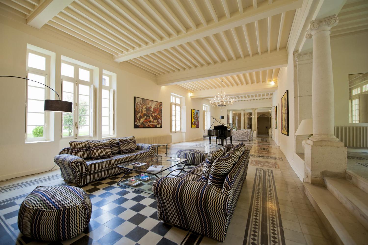 Living room | Holiday château in the South of France