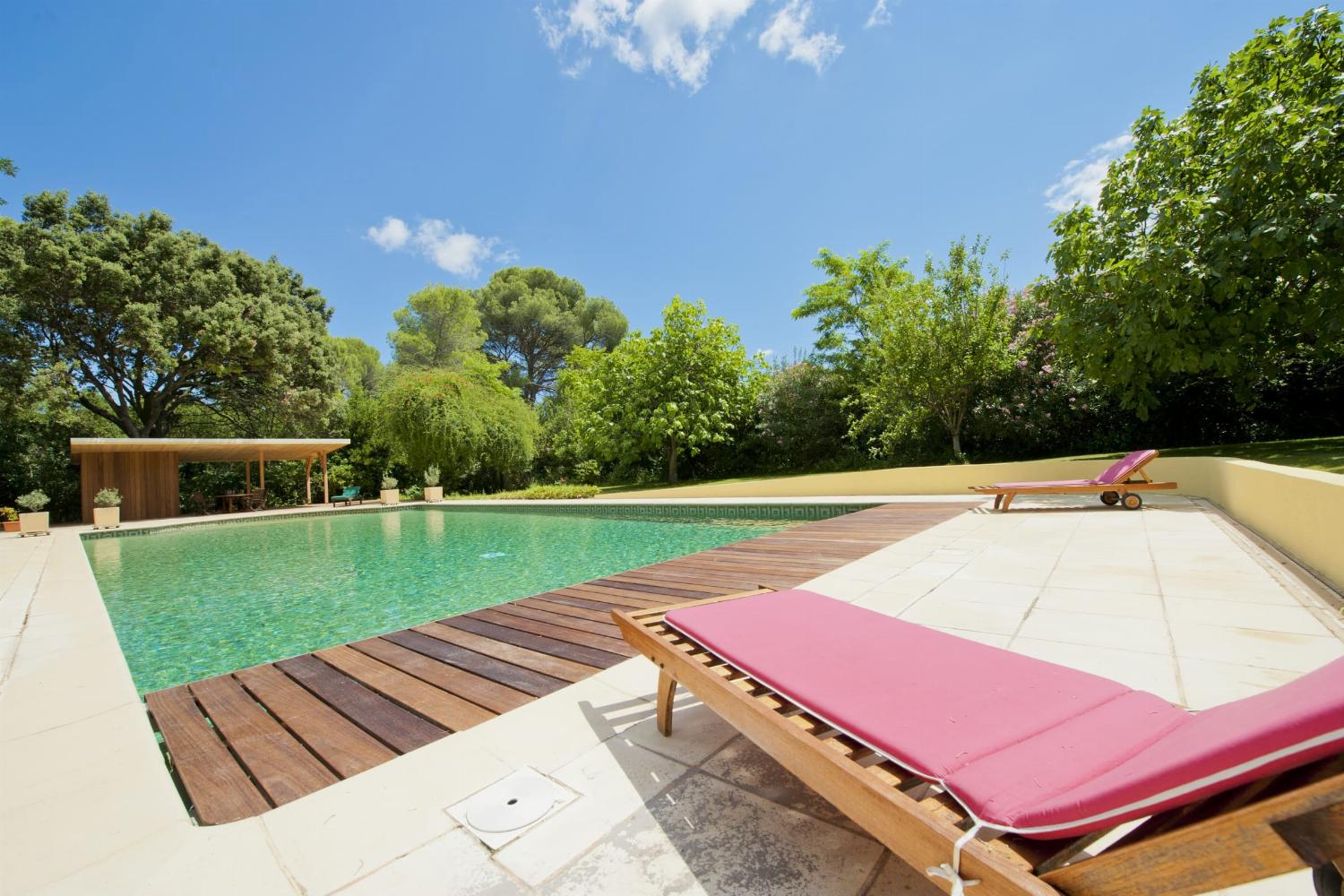 Private pool