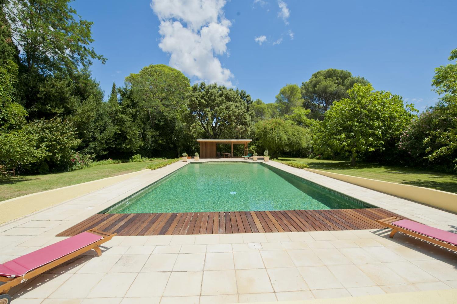 Private pool