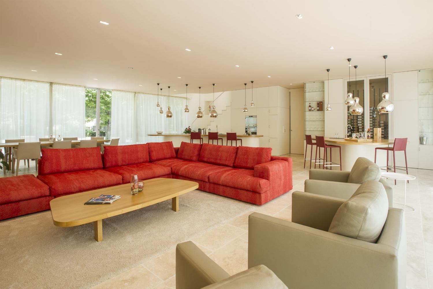 Supplementary accommodation in high quality loft