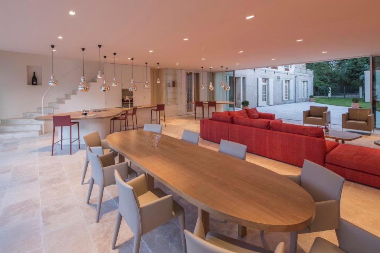 Supplementary accommodation in high quality loft