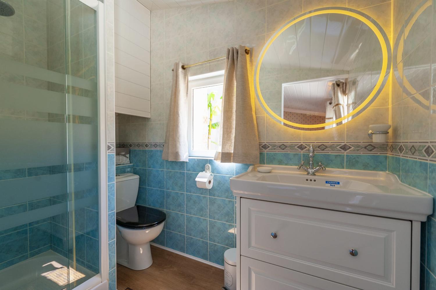 Bathroom | Rental home in South of France