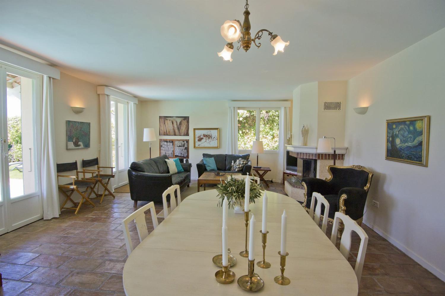 Living room | Rental home in South of France