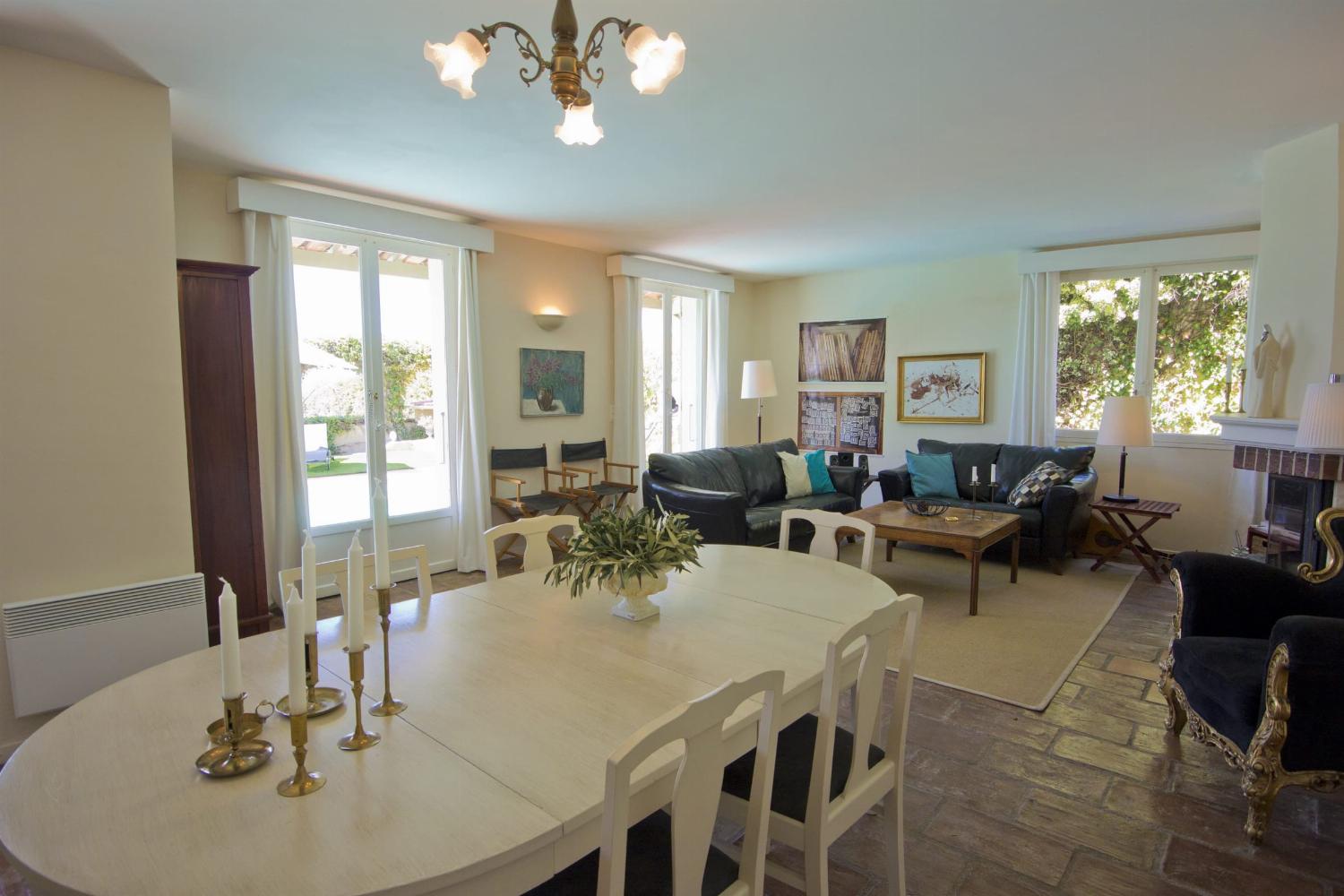Living room | Rental home in South of France