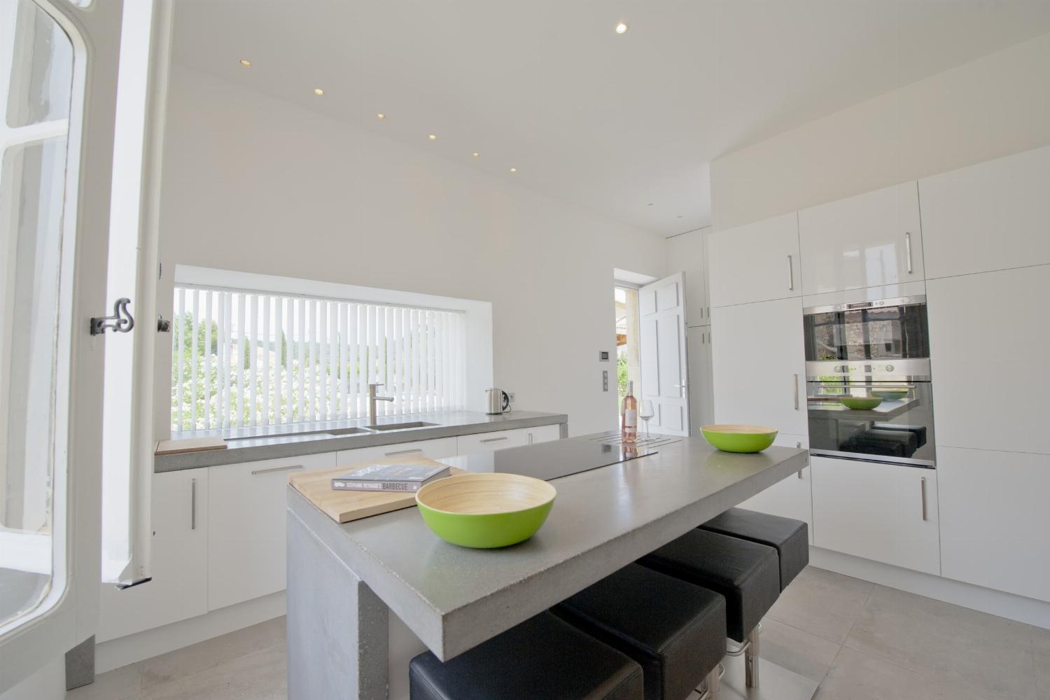 Kitchen | Rental home in South of France