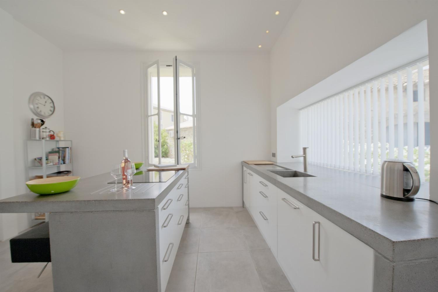 Kitchen | Rental home in South of France