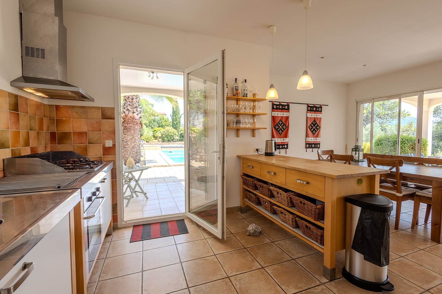 Kitchen | Holiday villa in South of France