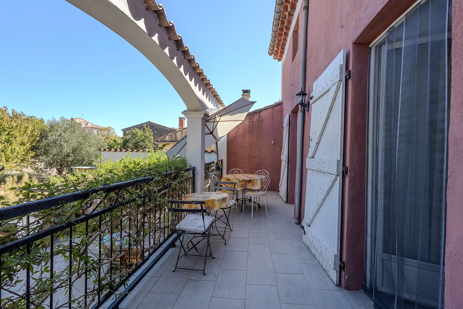 1st floor terrace
