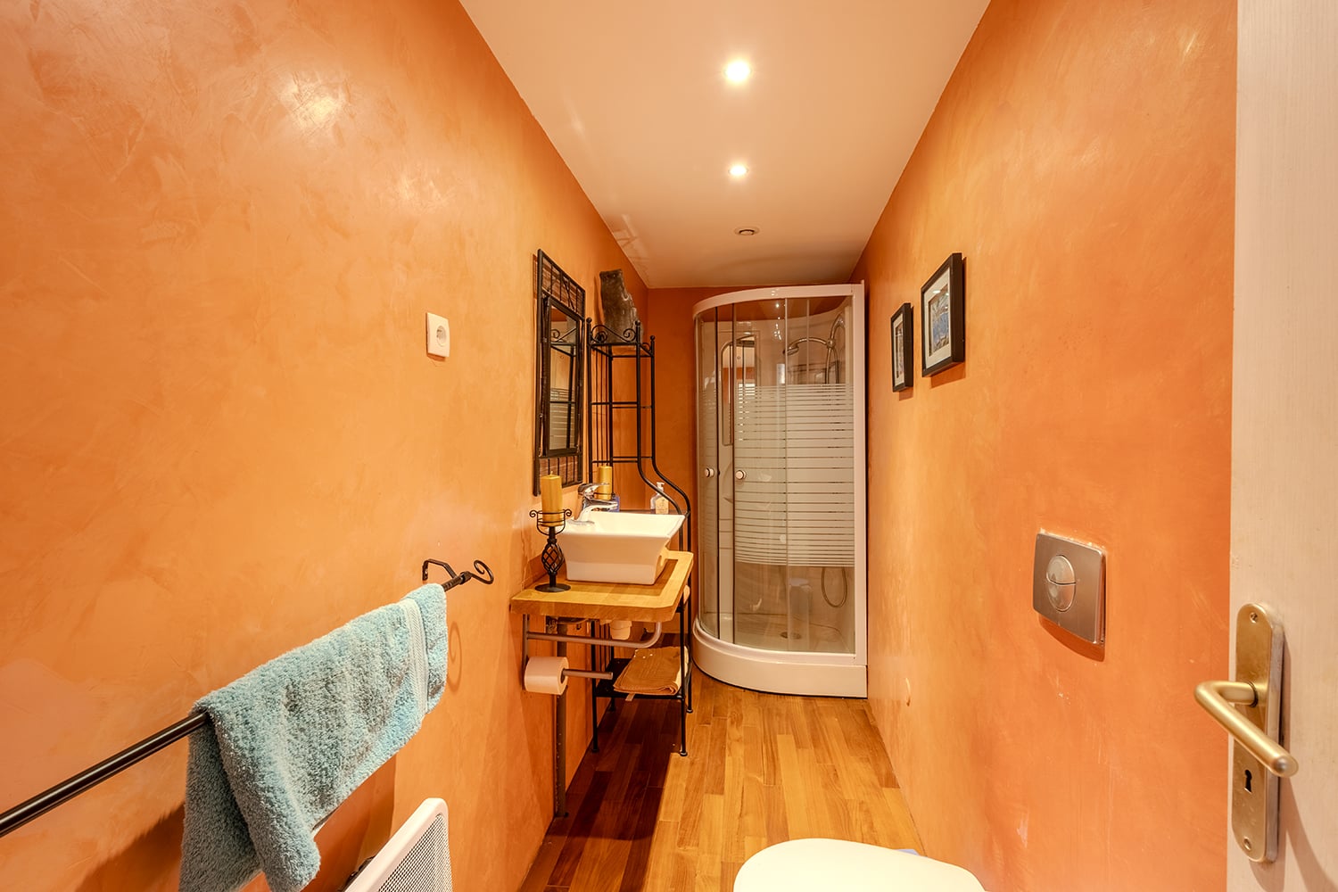Bathroom | Holiday home in Faugères