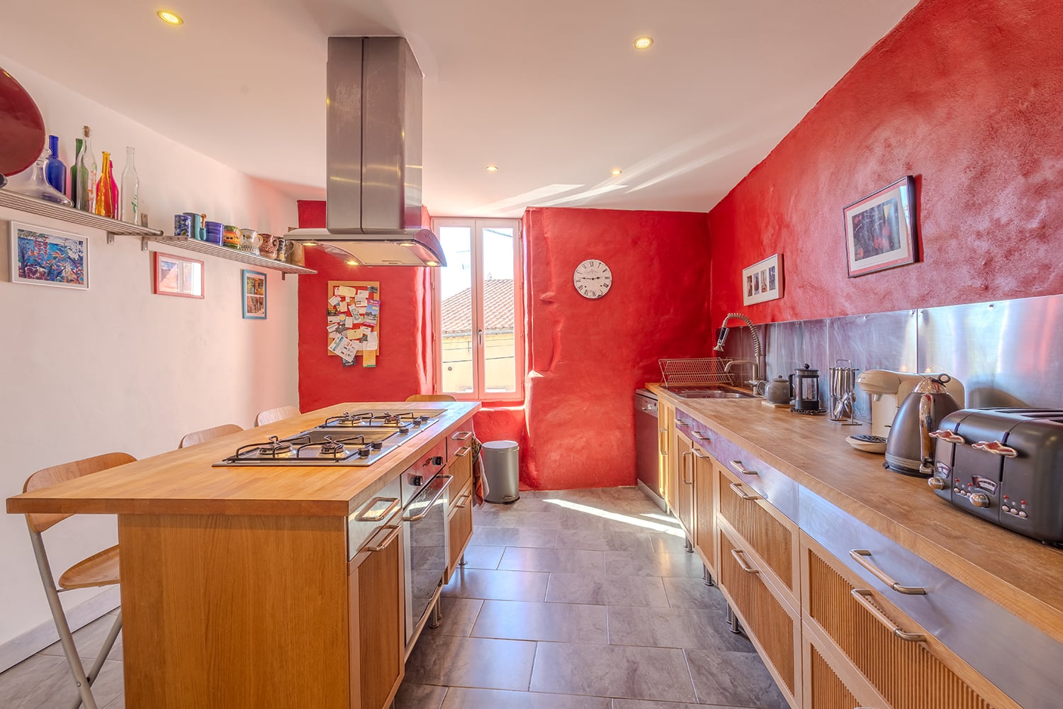 Kitchen | Holiday home in Faugères