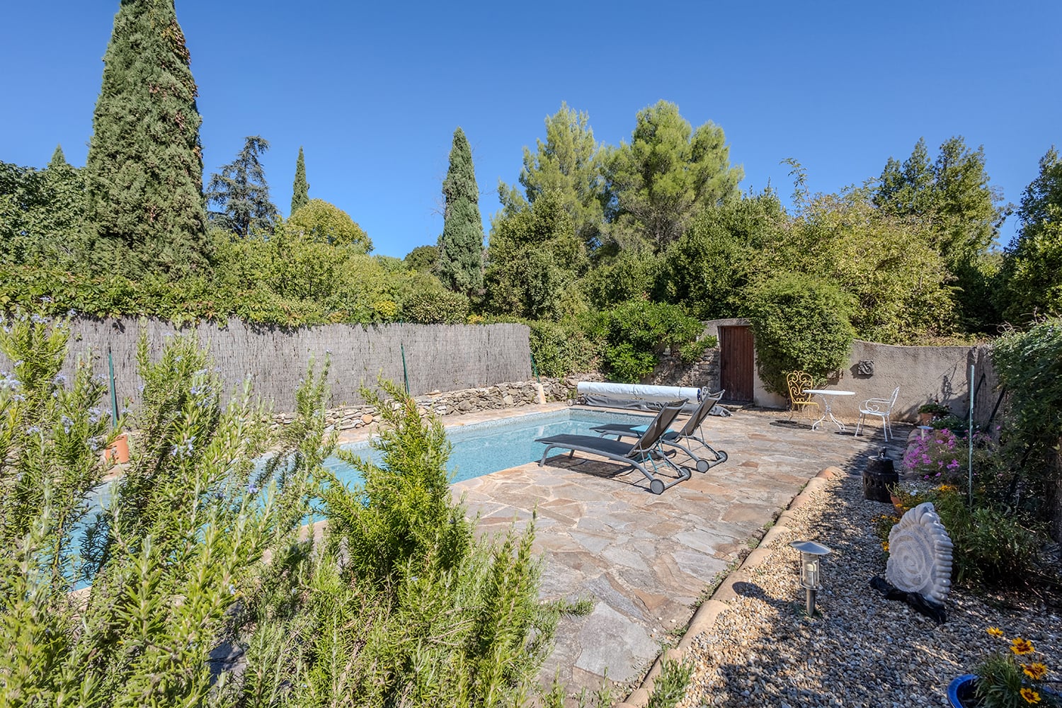 Private pool