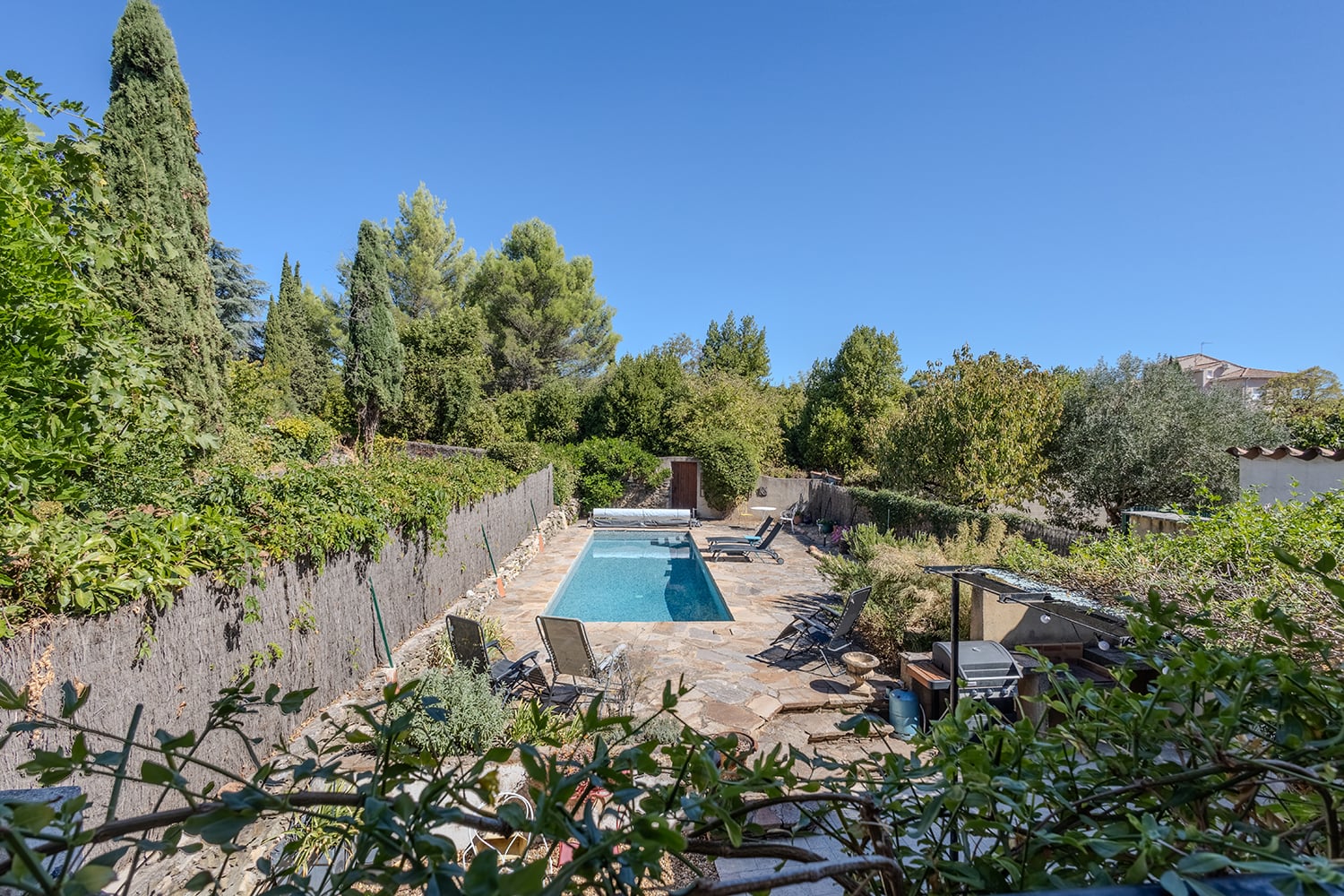 Private pool
