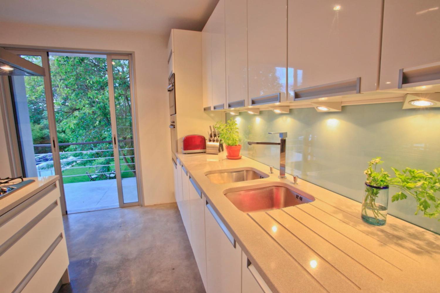 Kitchen | Holiday home in the South of France