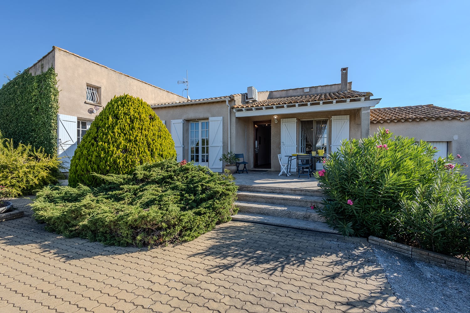 Holiday villa in Bessan Holiday villa in Bessan