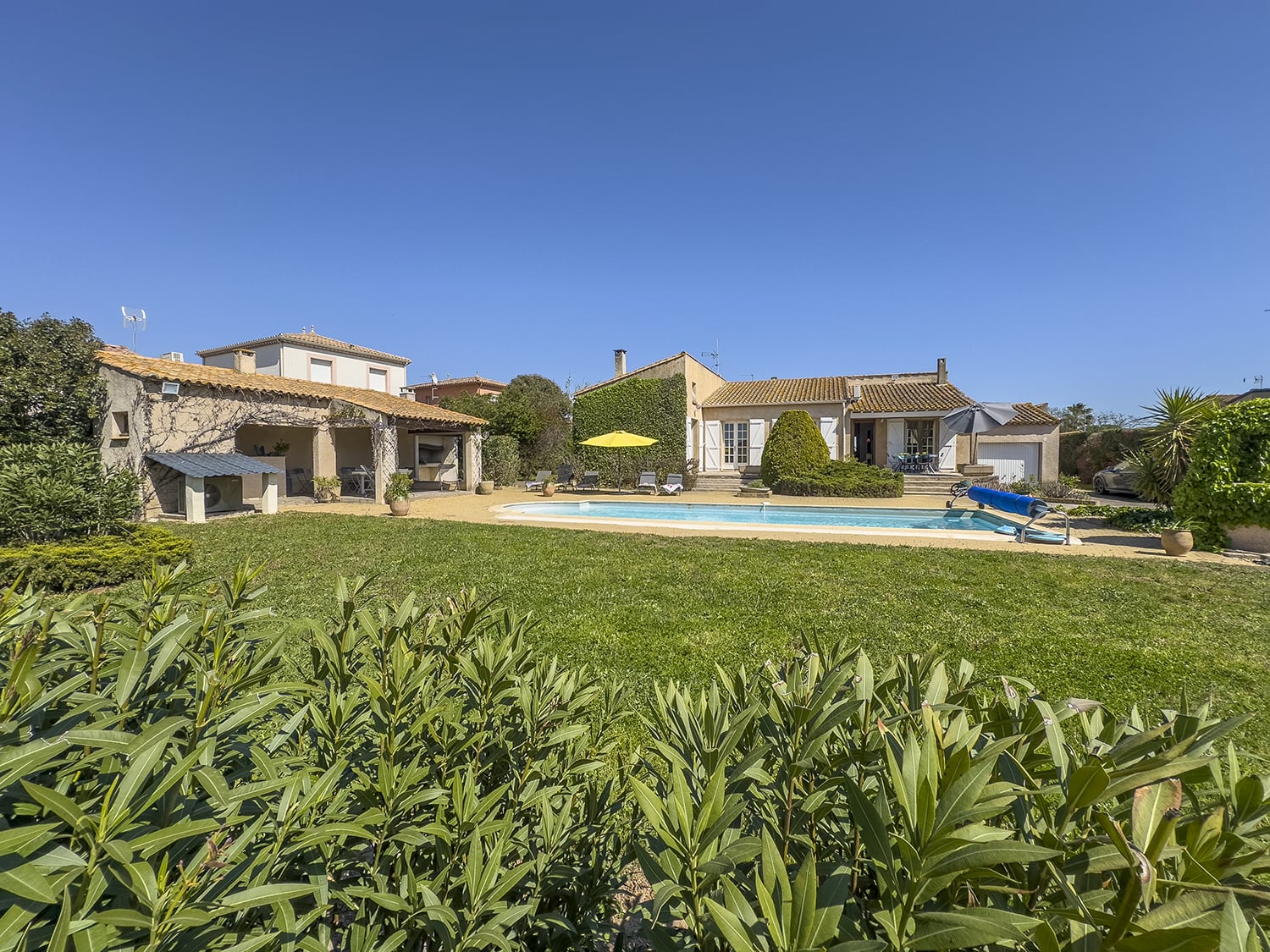 Holiday villa in South of France with private heated pool