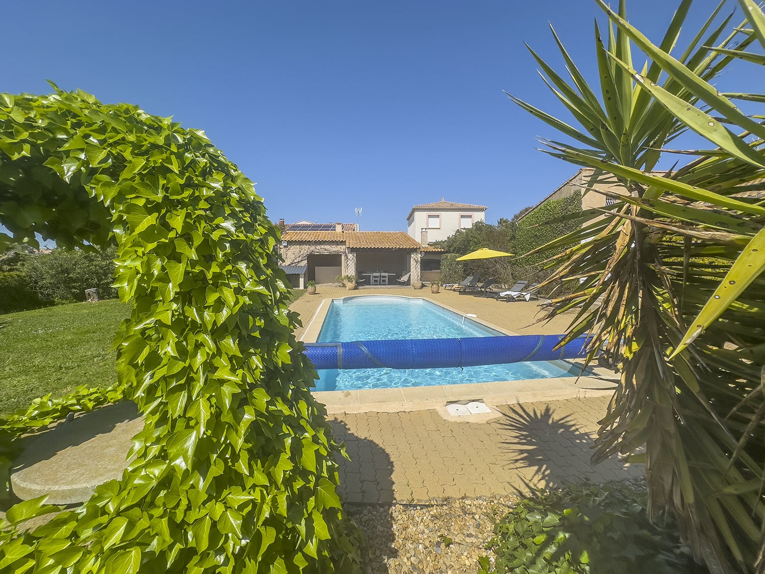 Private pool